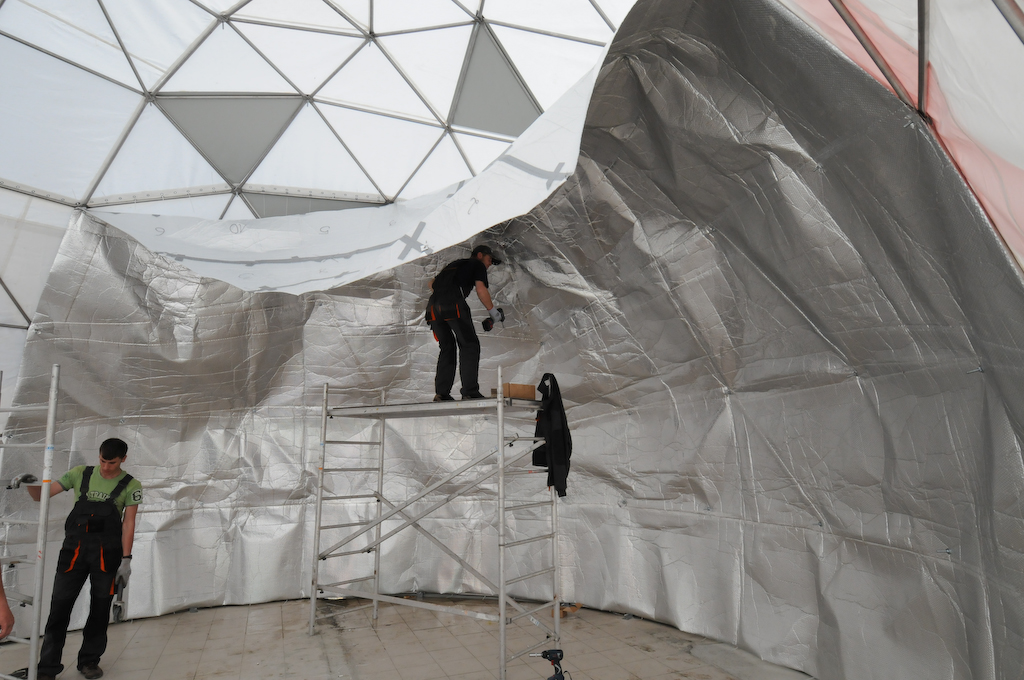 Mirror Infinity Dome™ premium kino ir renginių patirtis — 4d_cinema32